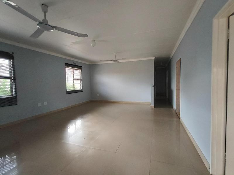 6 Bedroom Property for Sale in Mthata Eastern Cape